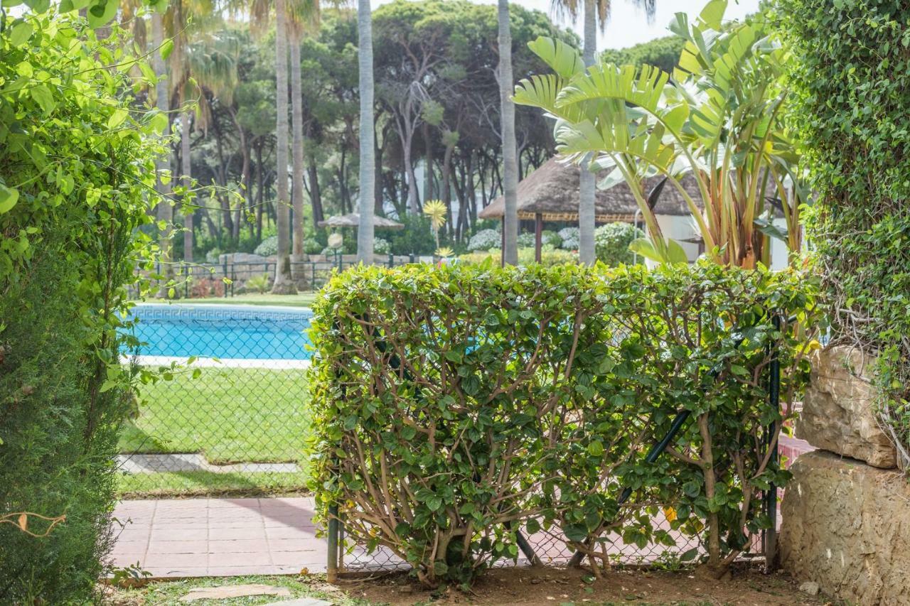 1Br Beachfront Complex - Mi Capricho Sitio de Calahonda Exterior foto